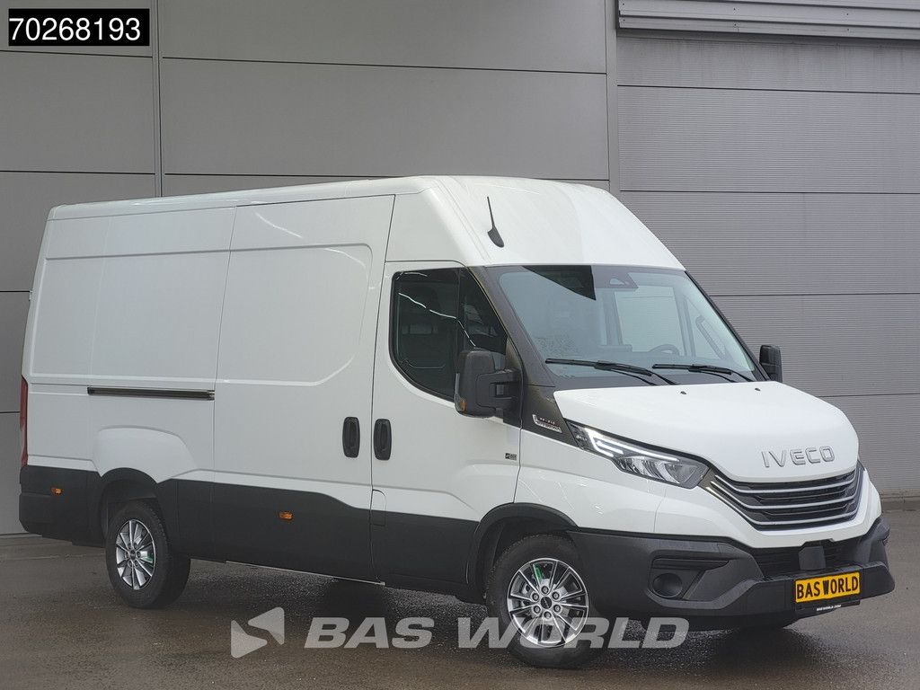 Iveco Daily 35S21 210PK 3.0L Automaat 2025 model L2H2 Trekhaak Tacho ACC LED CarPlay Velgen Camera 12m3 Klima AHK