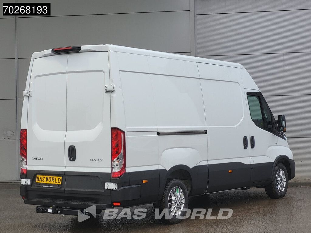 Iveco Daily 35S21 210PK 3.0L Automaat 2025 model L2H2 Trekhaak Tacho ACC LED CarPlay Velgen Camera 12m3 Klima AHK