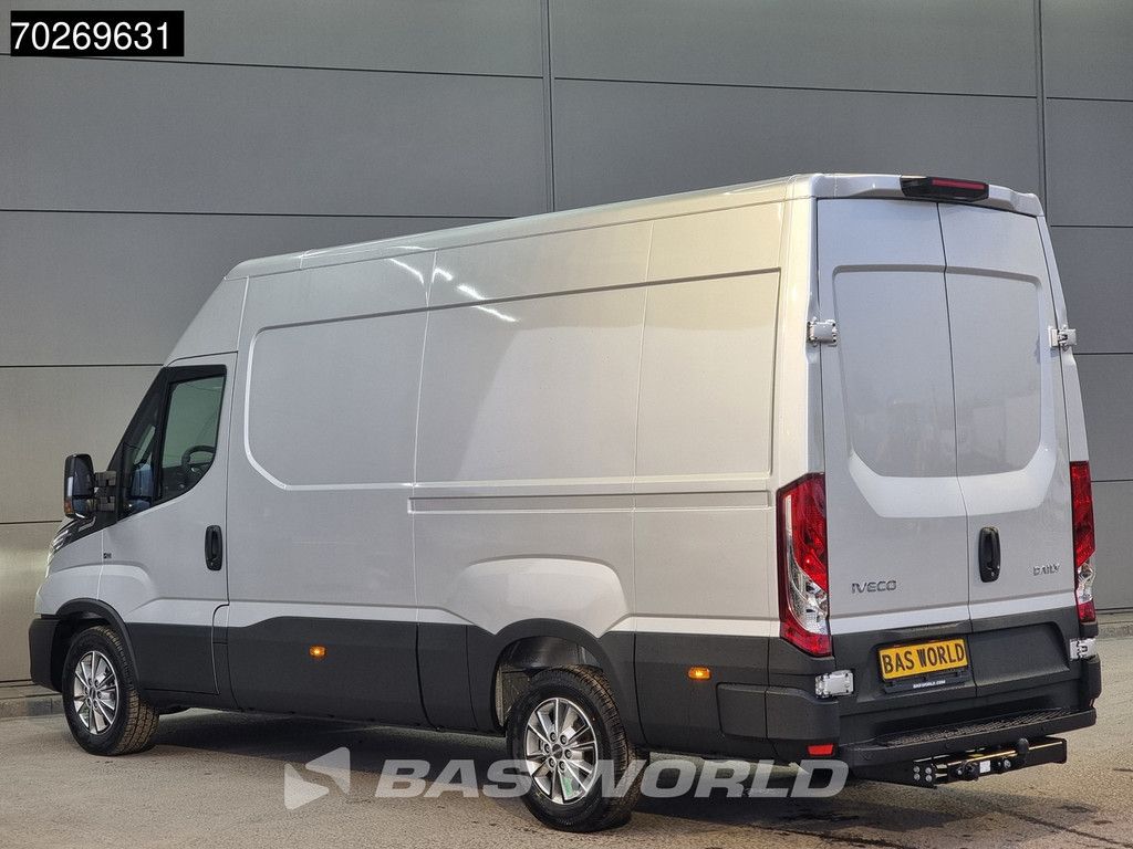 Iveco Daily 35S21 3.0L Automaat 210PK 3,5t Trekhaak ACC LED Camera Parkeersensoren Tacho Euro6 L2 12m3 A/C Towbar
