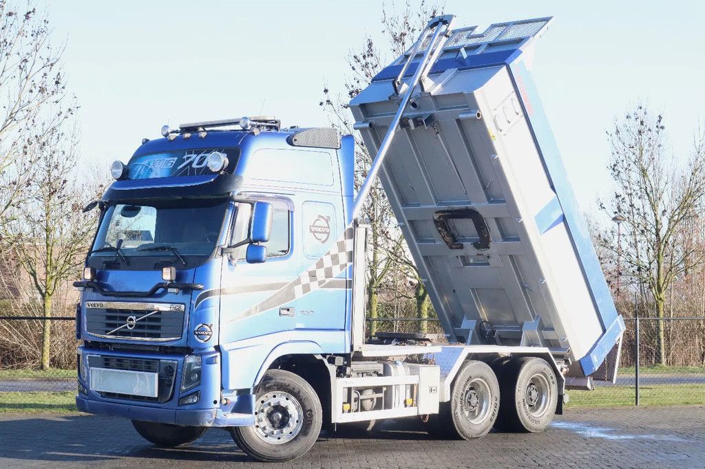 Volvo FH 16.700 | TRACTOR & TIPPER | RETARDER | BIG AXLES | EURO 5