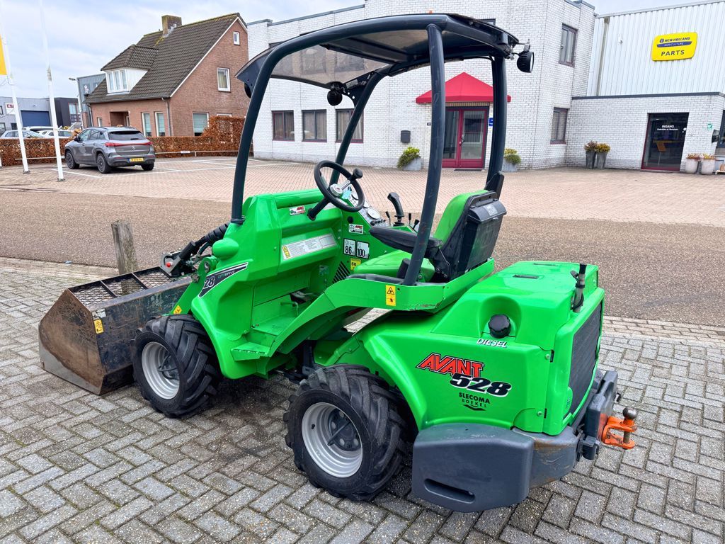 Avant 528i TDL Kniklader