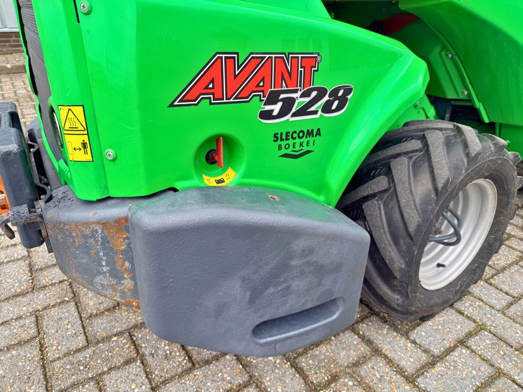 Avant 528i TDL Kniklader