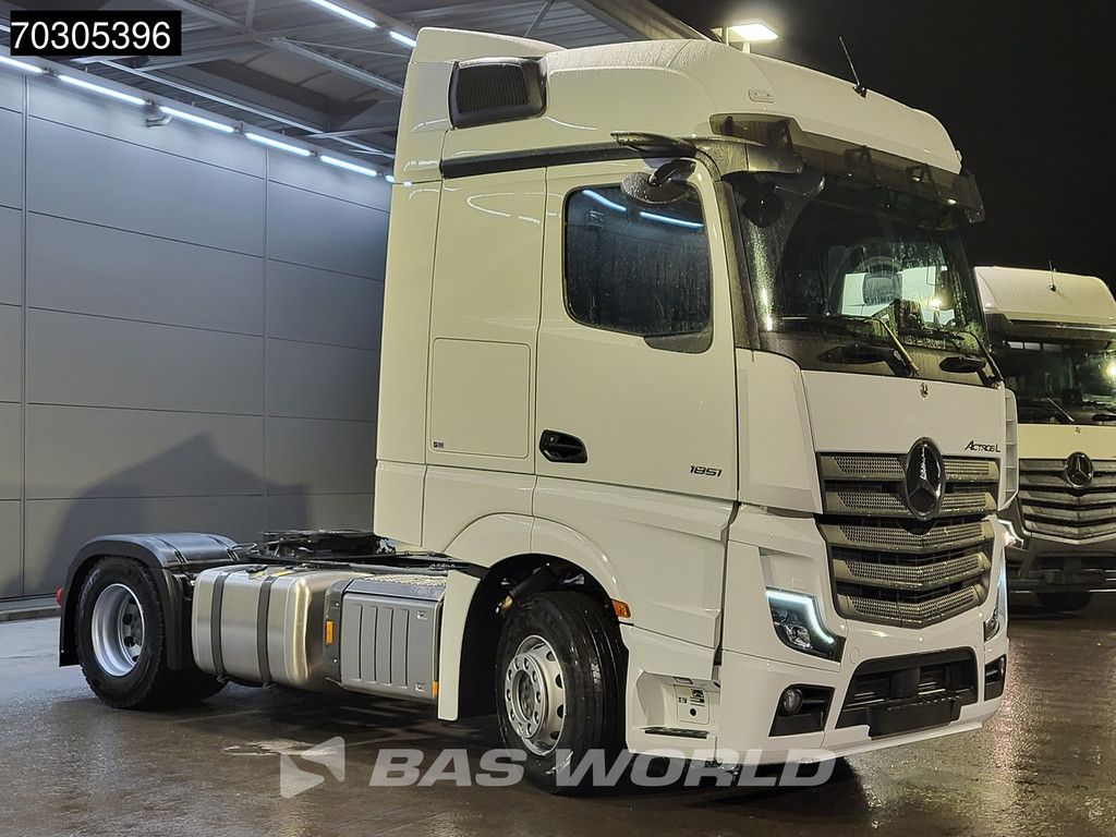 Mercedes Actros 1851 4X2 NEW! BigSpace Retarder 2xTanks Mirrorcam