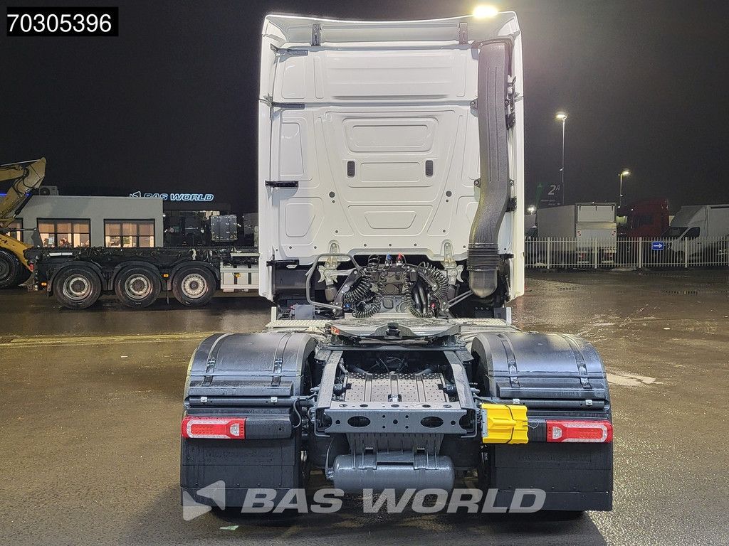 Mercedes Actros 1851 4X2 NEW! BigSpace Retarder 2xTanks Mirrorcam