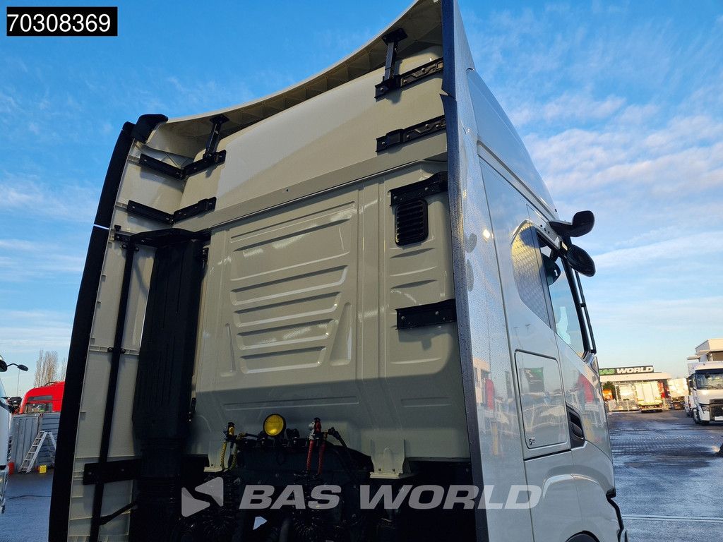 Iveco S-Way 500 4X2 NEW! Mega Retarder 2xTanks Standklima Navi