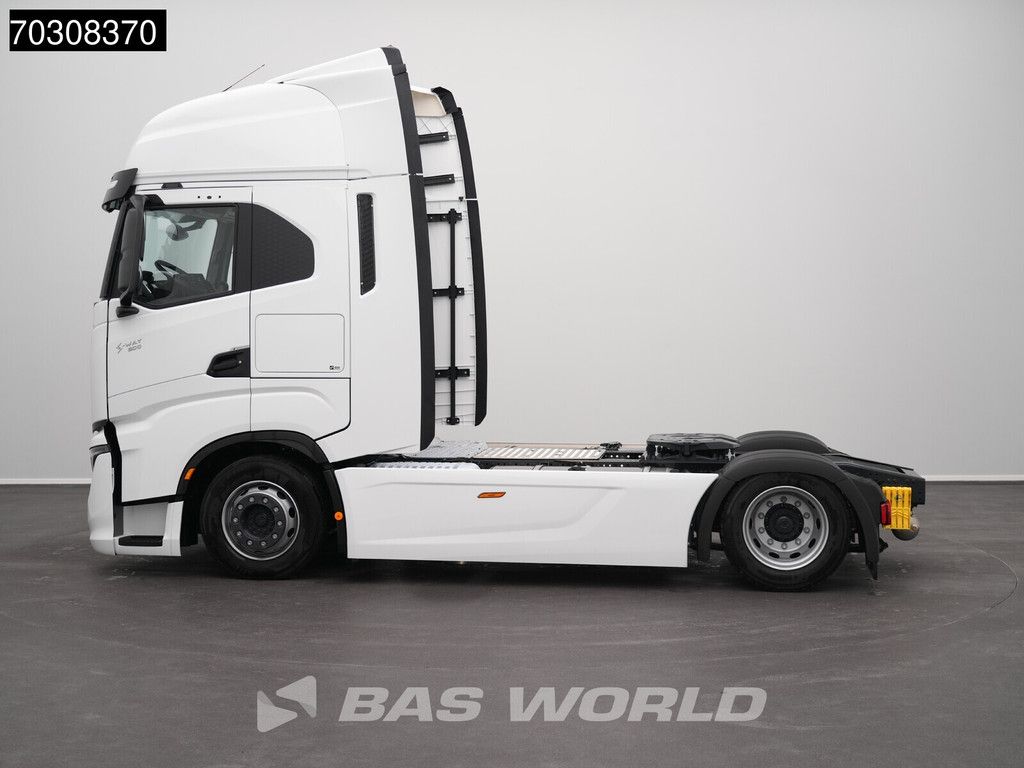 Iveco S-Way 500 4X2 NEW! Mega Retarder 2xTanks Standklima Navi