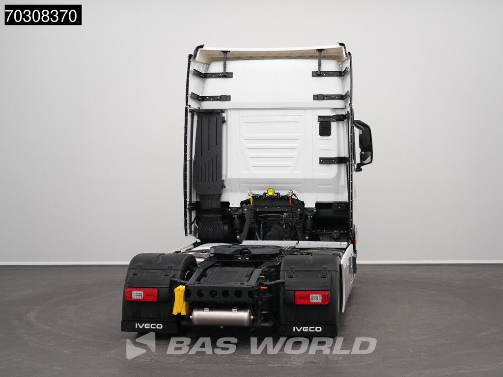 Iveco S-Way 500 4X2 NEW! Mega Retarder 2xTanks Standklima Navi