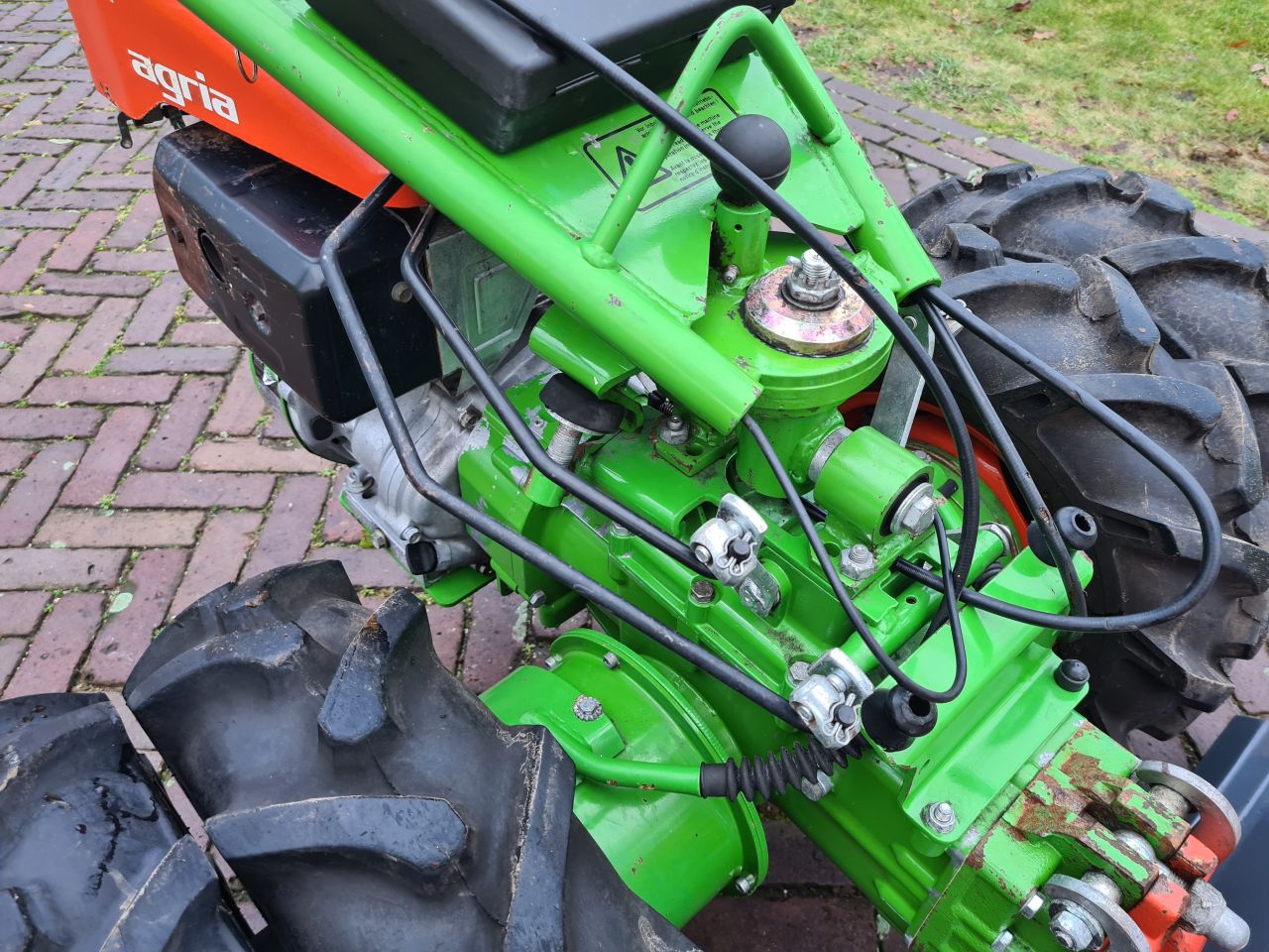 Agria 5500 met maaidek cyklo maaidek.