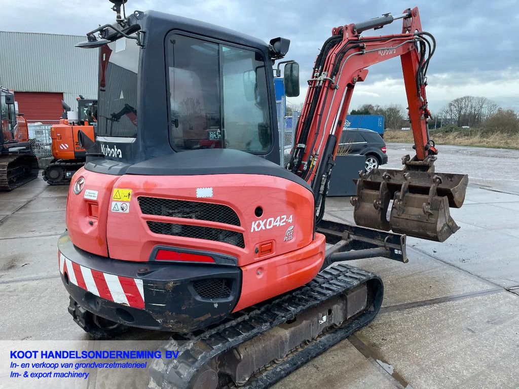 Kubota KX 042-4 3 Buckets