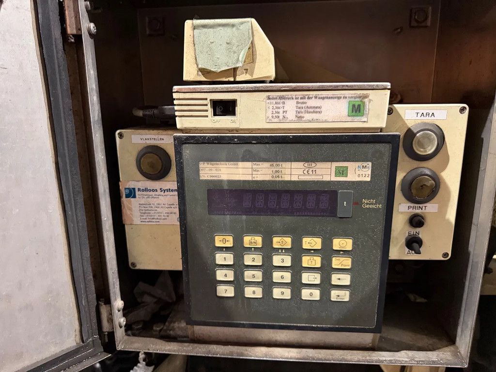 Veenhuis 36m3 Mestoplegger 6m3 Borger pomp VMA Bemonstering