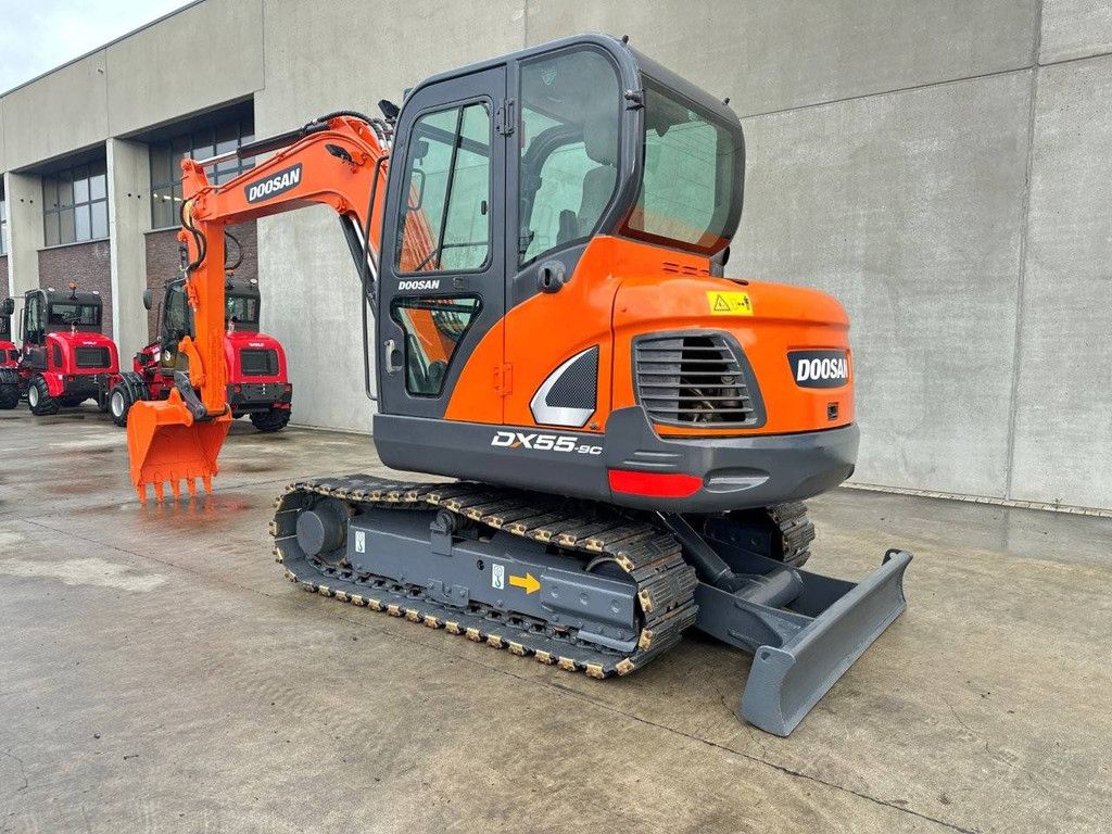 Doosan DX55-9C Diesel-Raupenbagger 2018