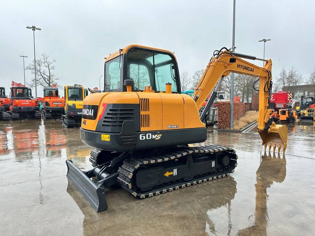 Raupenbagger Hyundai R60VS Diesel 2019