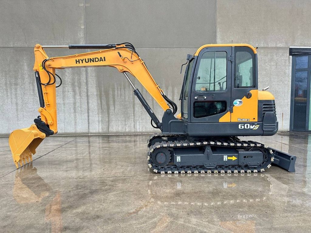 Raupenbagger Hyundai R60VS Diesel 2019