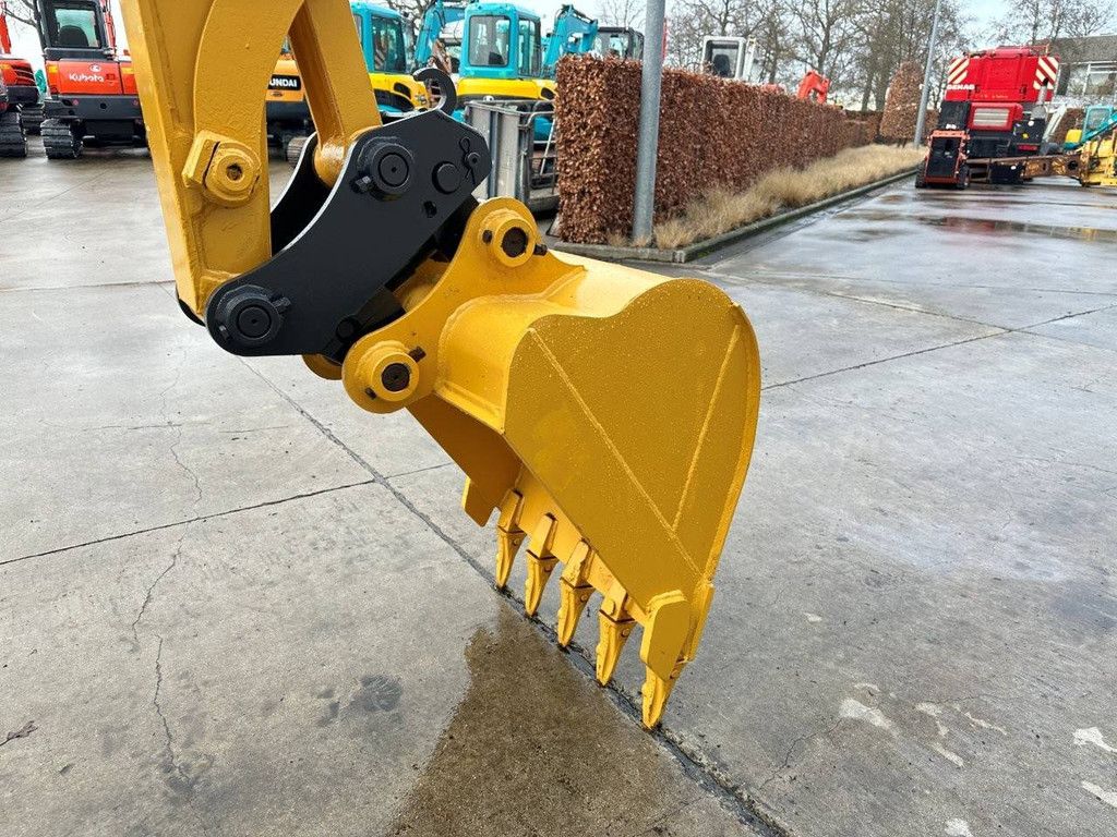 Crawler excavator Komatsu PC56-7 Diesel 2013