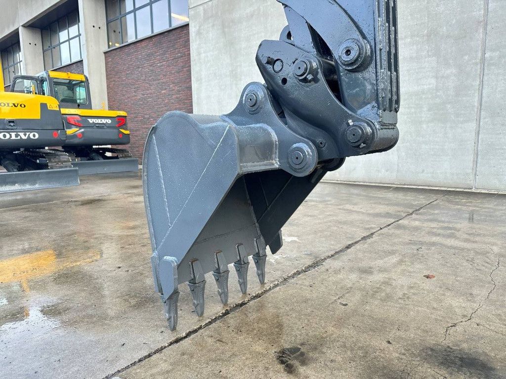 Crawler excavator Volvo EC55B Diesel 2010