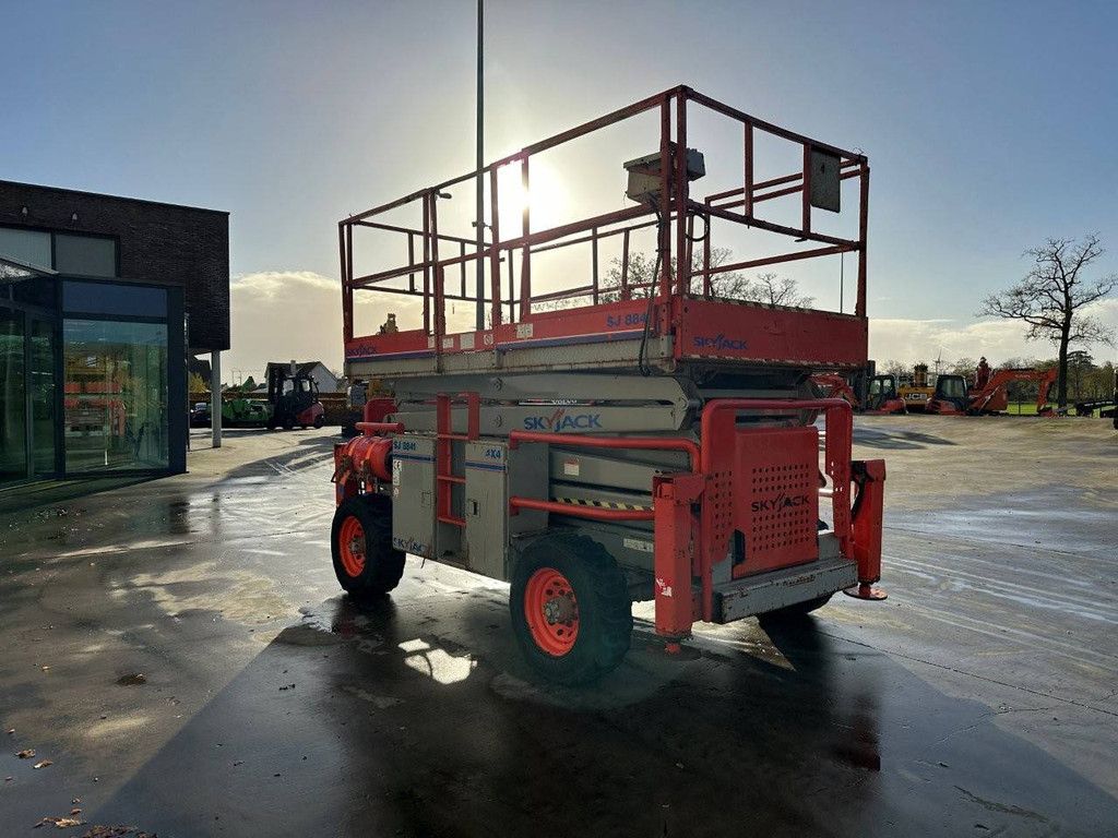 Scherenarbeitsbühne Skyjack SJ-8841E LPG 14,5 m 2009