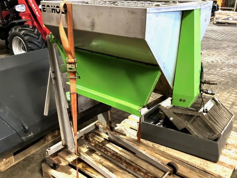 Egholm SALT/GRUSSPREDER