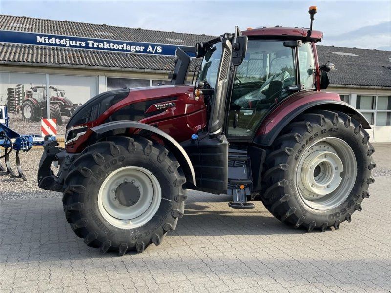Valtra T215 Direct Frontlift, GPS