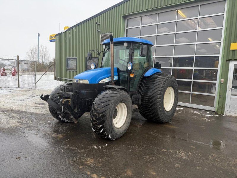 New Holland TD90D