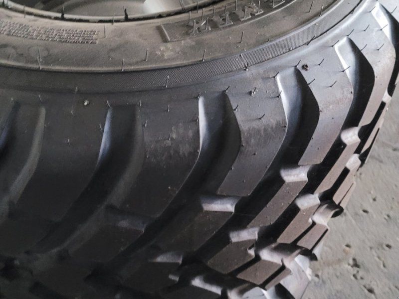 BKT 500/50R17