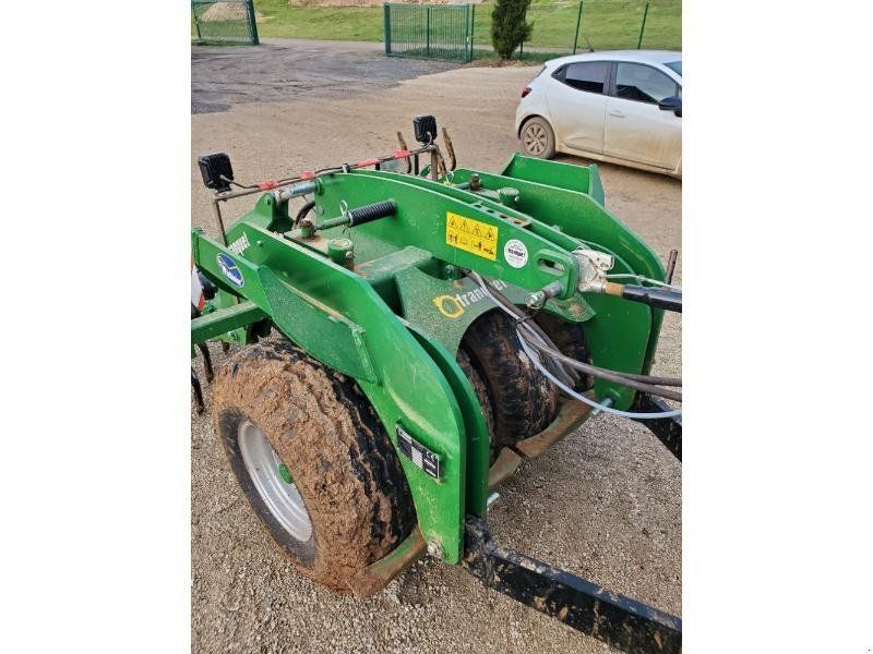 Franquet TASSE A PNEUS