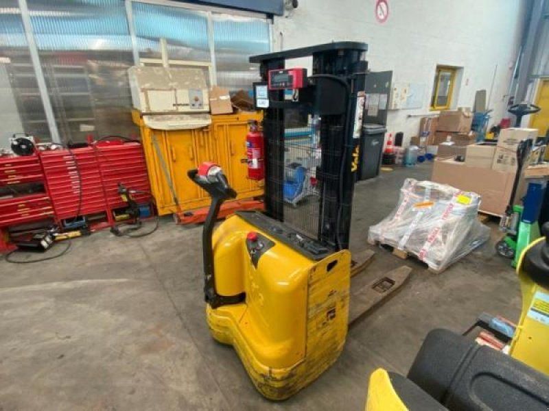 Yale Gerbeur accompagnant avec pesage Ravas