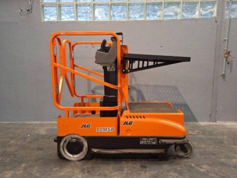 JLG 10MSP
