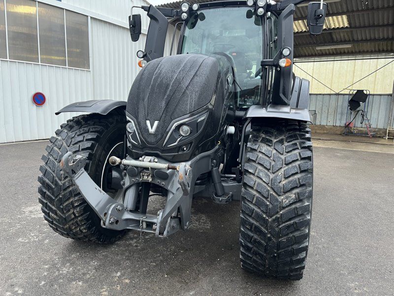 Valtra T254 versu