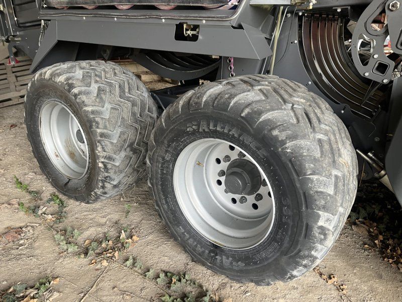 Massey Ferguson 2270XD