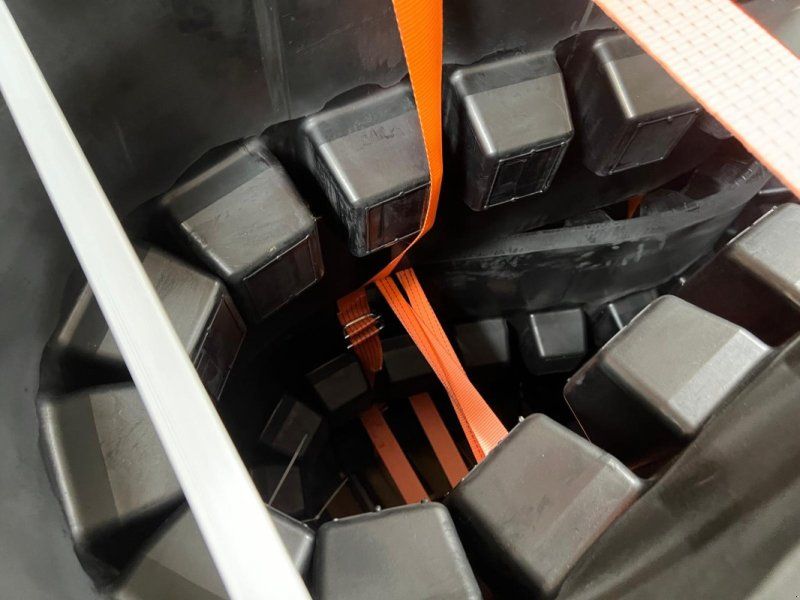 Claas Laufbänder für  635mm breit