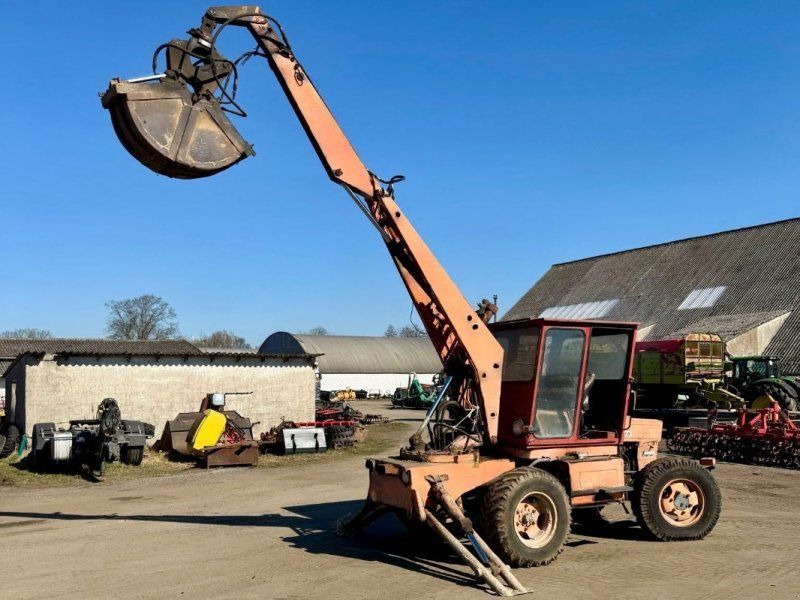 VEB Fahrzeugwerke TIH 445