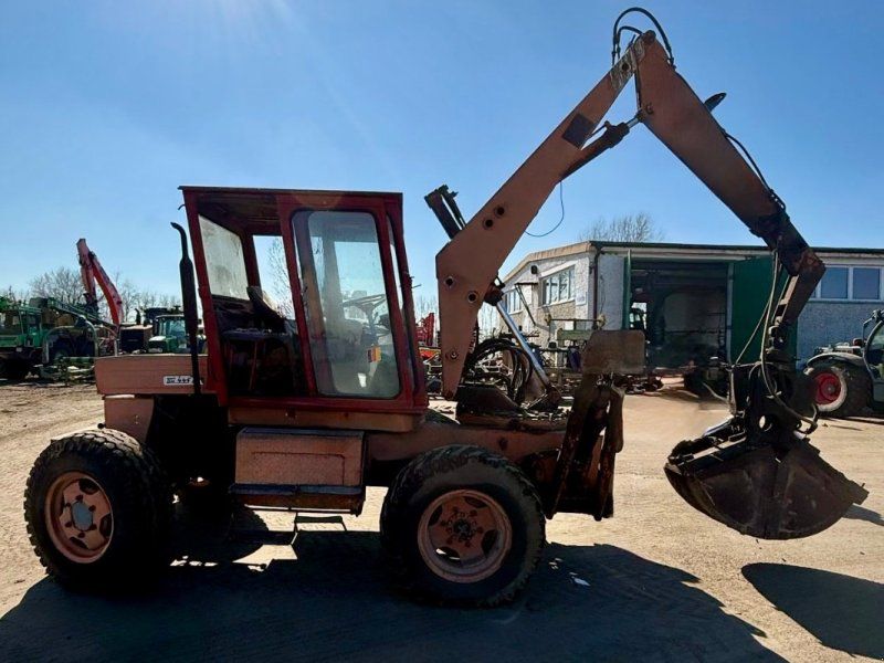 VEB Fahrzeugwerke TIH 445