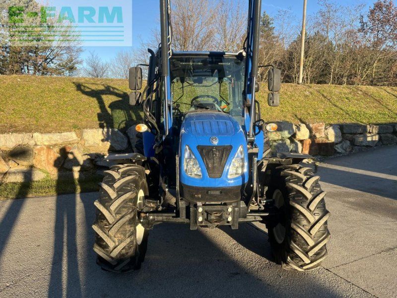 New Holland t 4.75 mit frontlader