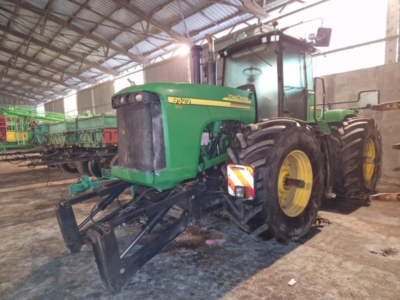 John Deere 9520 mit GROUSER BLADE