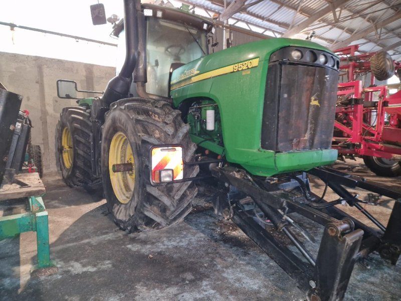 John Deere 9520 mit GROUSER BLADE