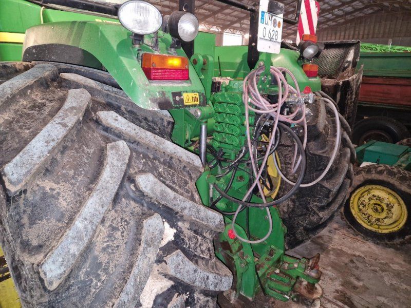 John Deere 9520 mit GROUSER BLADE