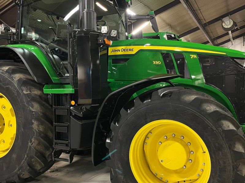 John Deere 7R 330 Signature Edition