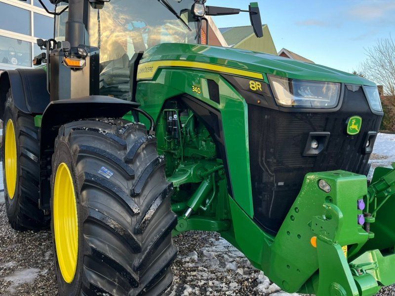 John Deere 8R340 Signature Edition