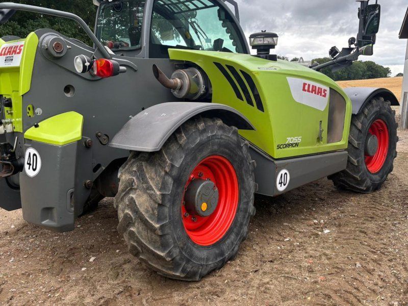 Claas SCORPION 7055 VARIPOWER