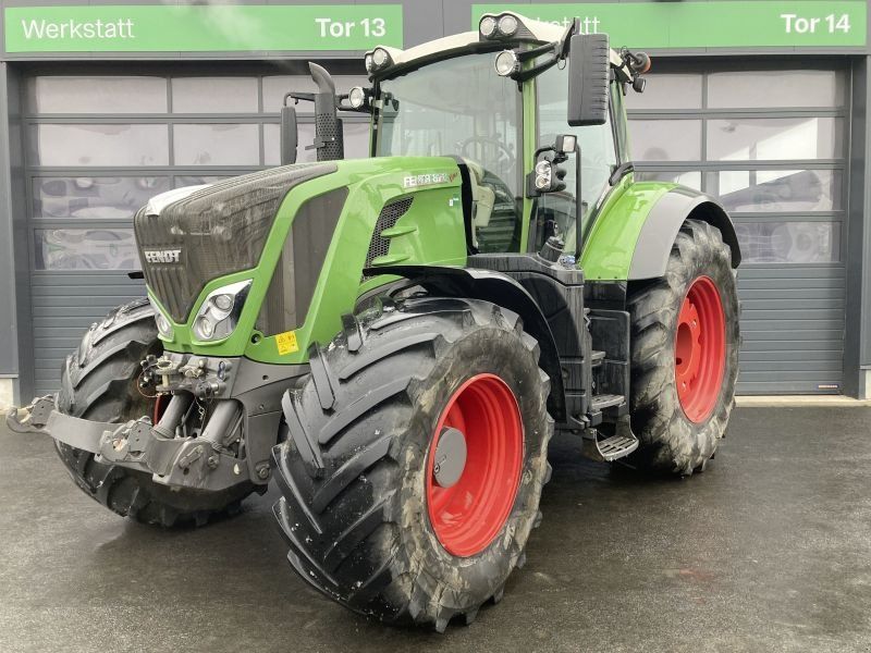 Fendt 828 VARIO S4 PROFI PLUS