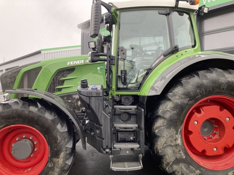 Fendt 828 VARIO S4 PROFI PLUS