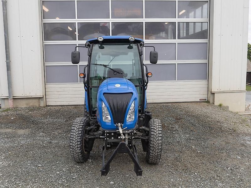 New Holland Boomer 50 CAB