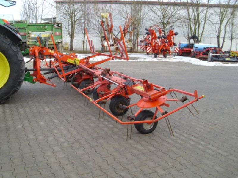 Kuhn GF 8702