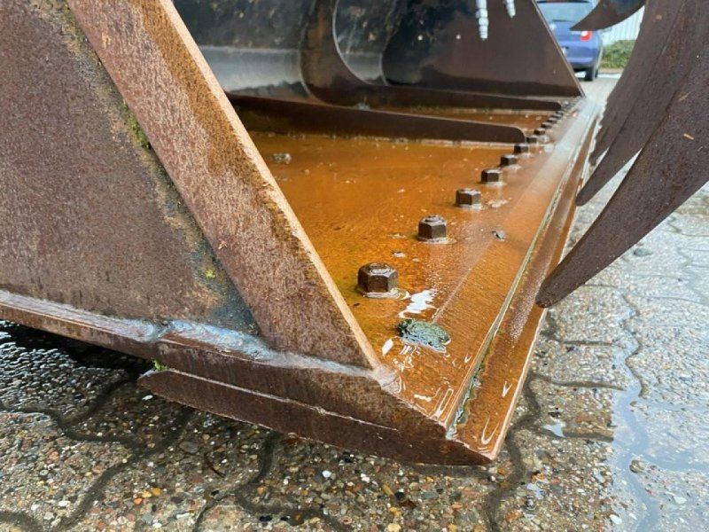 BMO GREIFSCHAUFEL XXL 4,0 CBM /JCB