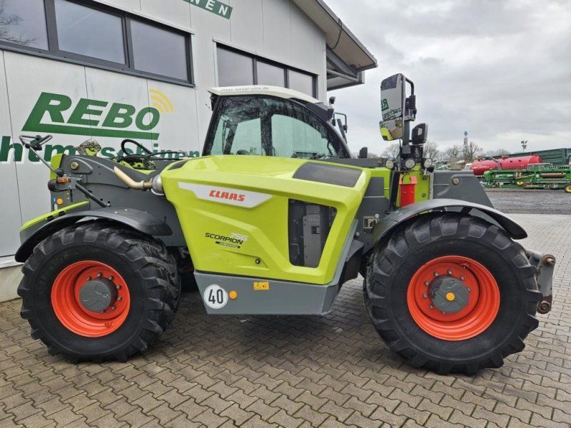 Claas Scorpion 756