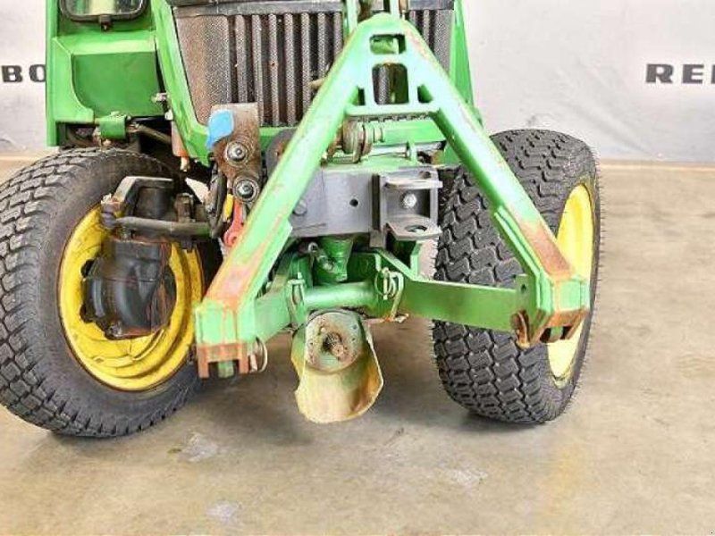 John Deere 2027R KOMPAKTTRAKTOR