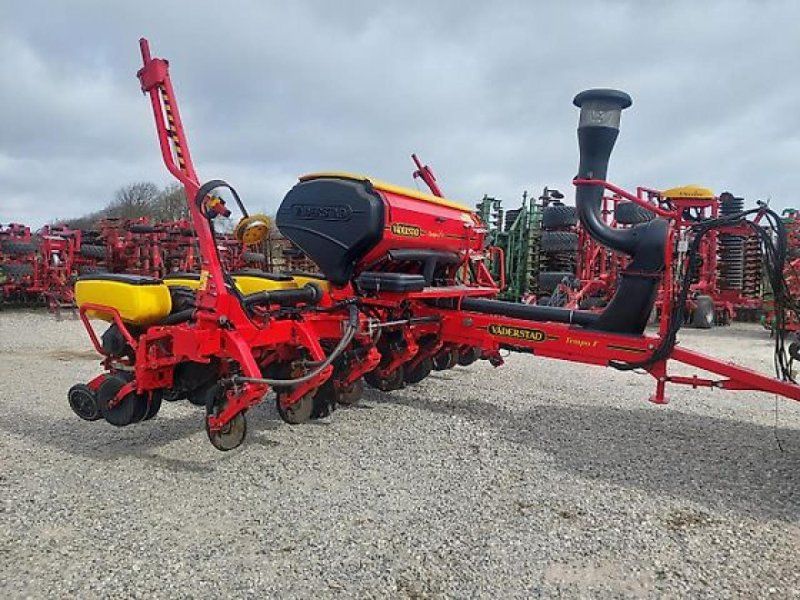 Väderstad Tempo F8 mit E Service