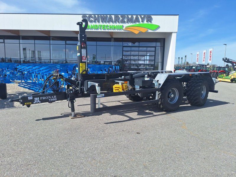 Pronar T286 Hakenanhänger