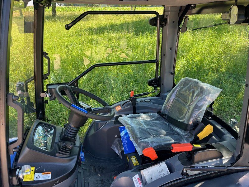 Solis 26 Hydrostat mit Kabine stufenlos