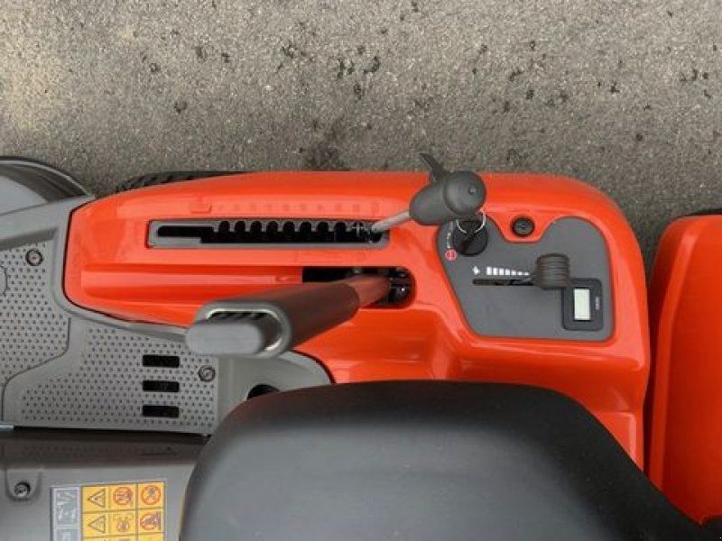 Husqvarna Rider R214TC Comfort Edition  94cm Mähdeck